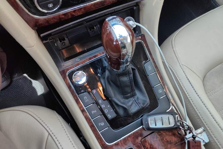 Used Volkswagen Passat 2013 2.0 TSI DSG Ultimate Edition