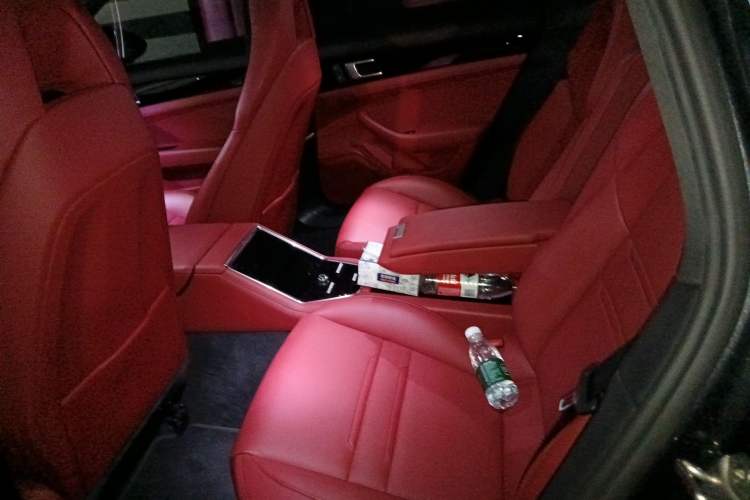 Used Porsche Panamera 2021 Panamera 2.9T Left Rear Seat