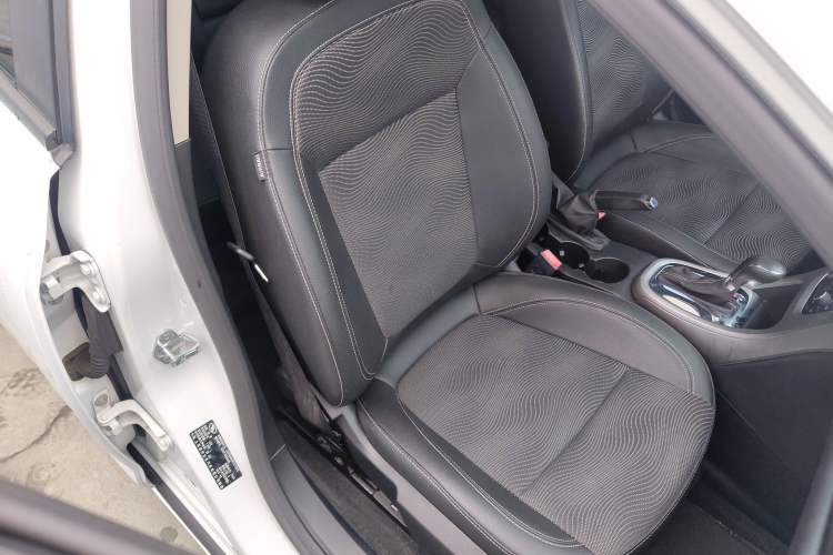 Used Buick GT 2014 XT 1.6L Automatic Fashion Edition
