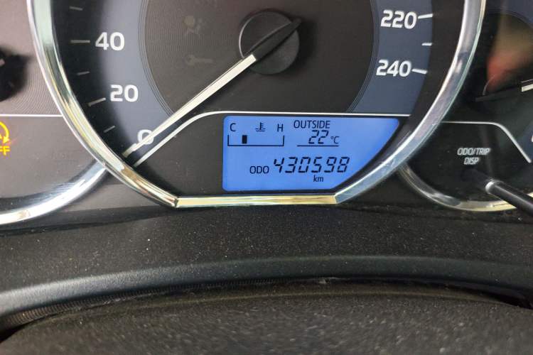 Used Toyota Corolla 2017 Revised Version 1.2T Manual GL
