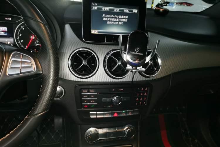 Used Mercedes-Benz B-Class 2015 B 200 Sport Edition Audio And AC Panel