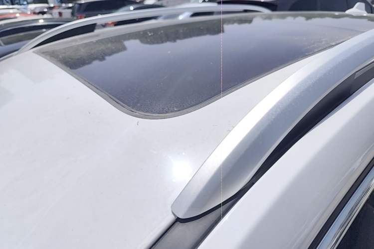 Used Roewe RX5 2022 330TGI Automatic National Style Edition Roof