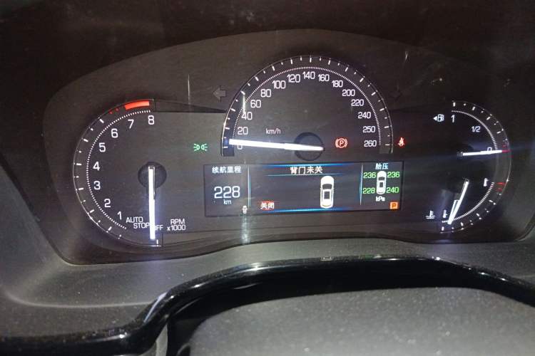 Used Cadillac XT5 2016 25T Luxury Model