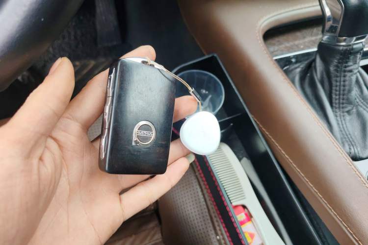 Used Volvo V90 2019 Cross Country T5 AWD Luxury Edition China V Standard
