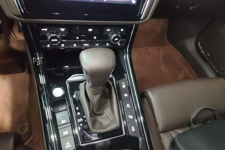 Used Volkswagen Phideon 2021 380TSI Prestige Edition