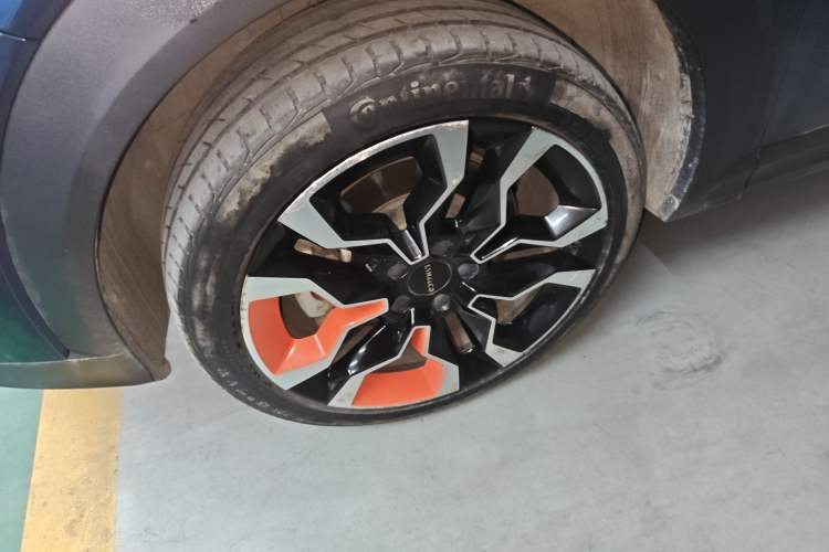 Used Lynk & Co 06 2021 1.5T Shero Pink Special Edition Exterior 4