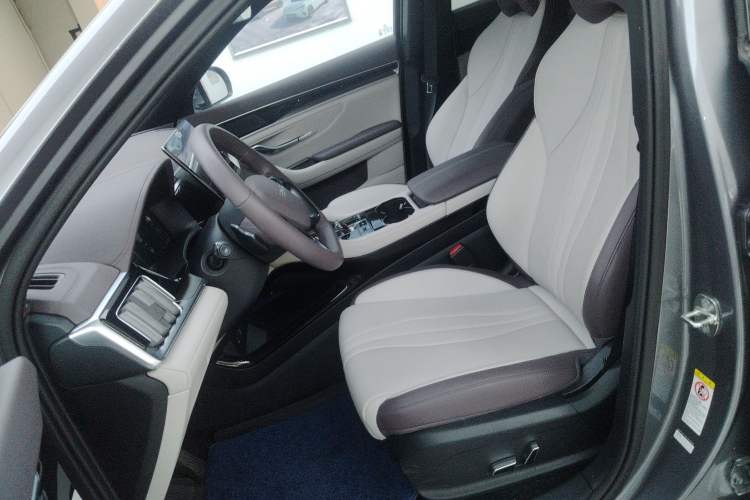 Used BYD Song PLUS New Energy 2025 DM-i Smart Drive 112KM Prestige Model Left Front Seat