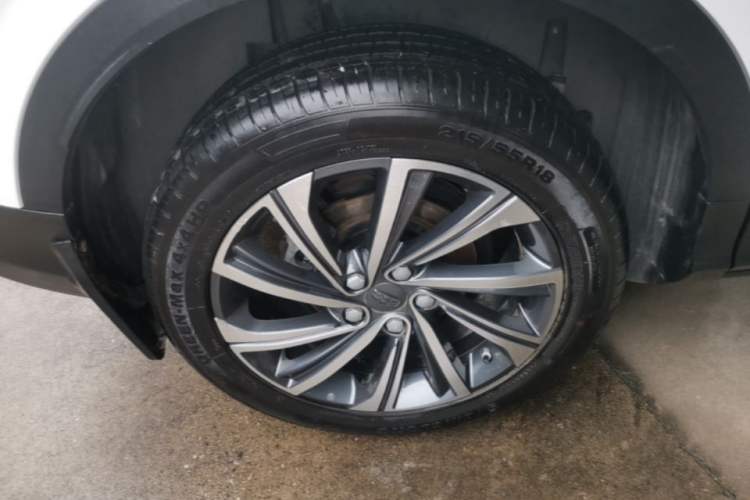 Used Geely Auto Coolray 2019 260T DCT Explorer China V Standard
