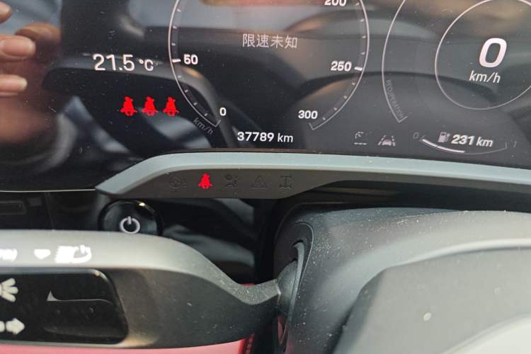 Used Porsche Taycan 2022-Year Updated Taycan