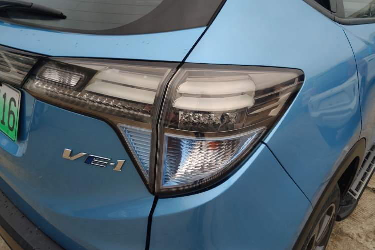 Used Everus VE-1 2020 Luxury Edition