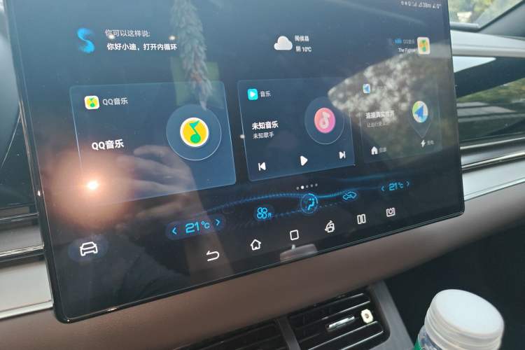 Used BYD Han 2022 EV Genesis Edition 715KM Front-Wheel-Drive Prestige Model Audio And AC Panel