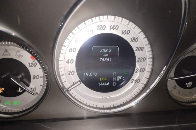 Used Mercedes-Benz GLK-Class 2015 GLK 260 4MATIC Dynamic Edition Ultimate Version
