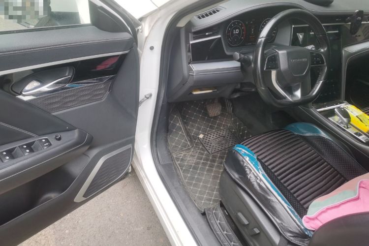 Used Venucia Star 2020 260T Automatic 48V Mild Hybrid Turbocharged Star Edition