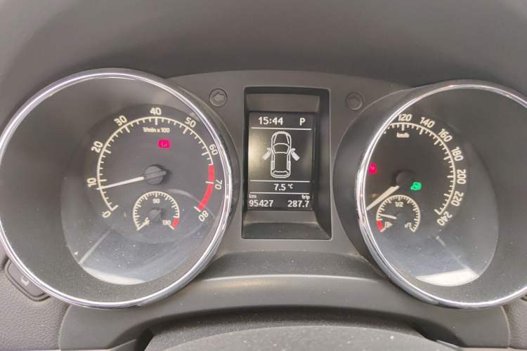 Used Skoda Yeti 2014 1.8TSI DSG Polar Edition