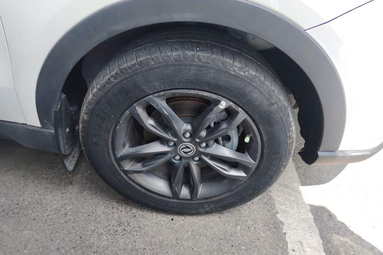 Used Dongfeng Fengon 580 2020 1.5T CVT Luxury Edition Right Front Wheel Hub