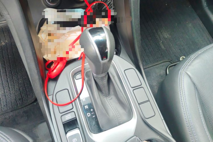 Used Hyundai Santa Fe 2015 2.0T Automatic Two-Wheel Drive Smart Version 5 Seats