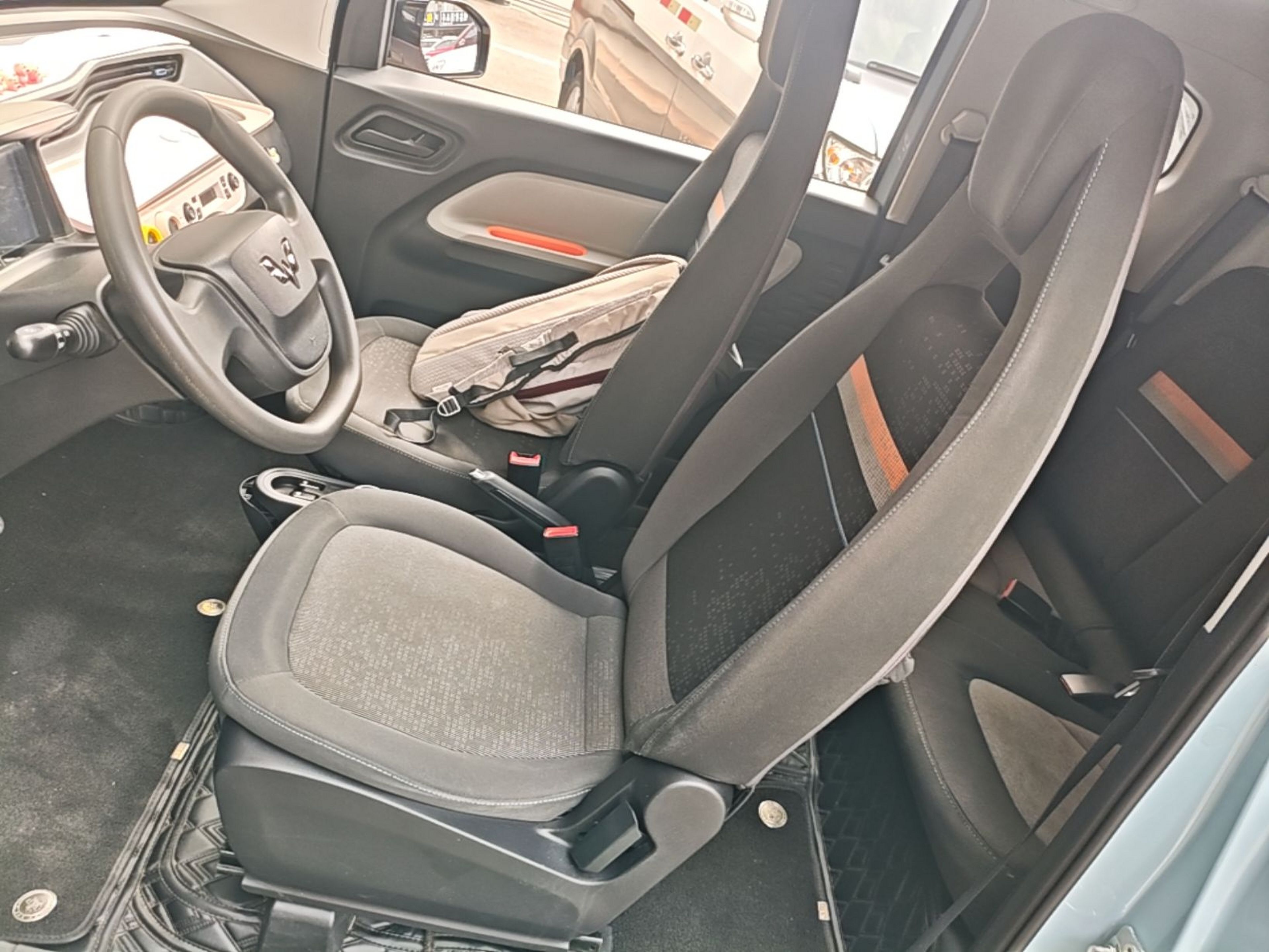 Interior delantero