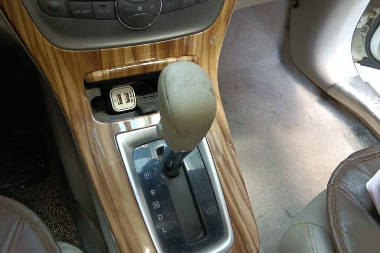 Used Nissan Sylphy 2014 1.6XV CVT Deluxe Edition