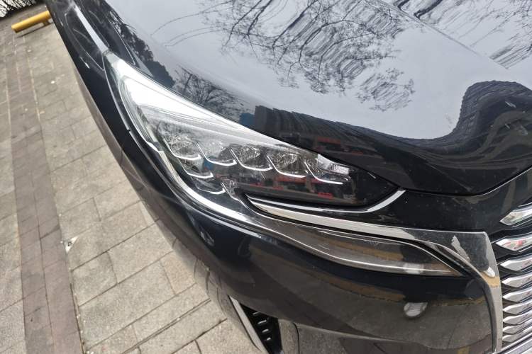 Used Buick GL8 2023 ES Lu Zun Deluxe Model
