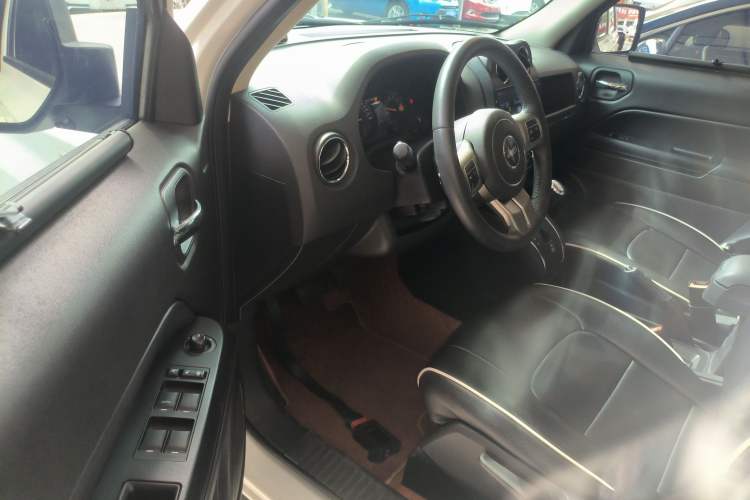 Used Jeep Patriot 2014 2.4L Sport Edition