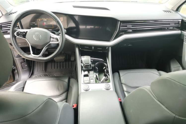 Used Volkswagen Touareg 2021 2.0 TSI Ruiyi Edition