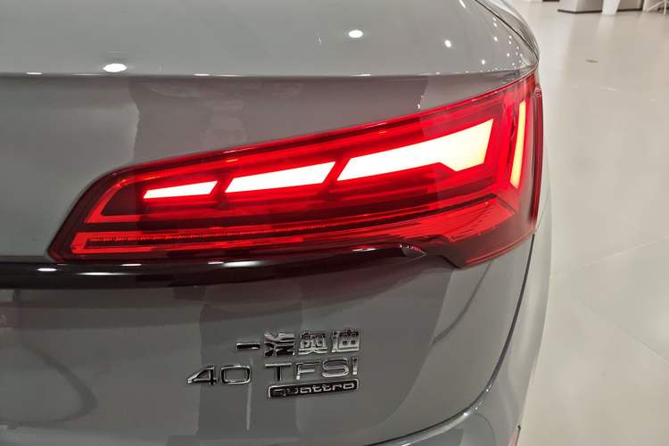 Used Audi Q5L 2025 quattro 45th Anniversary Edition 40 TFSI Luxury Dynamic Model
