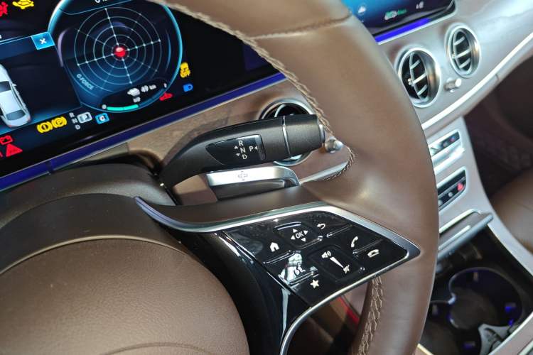 Used Mercedes-Benz E-Class New Energy 2023 E 350 e L Plug-in Hybrid Sedan
