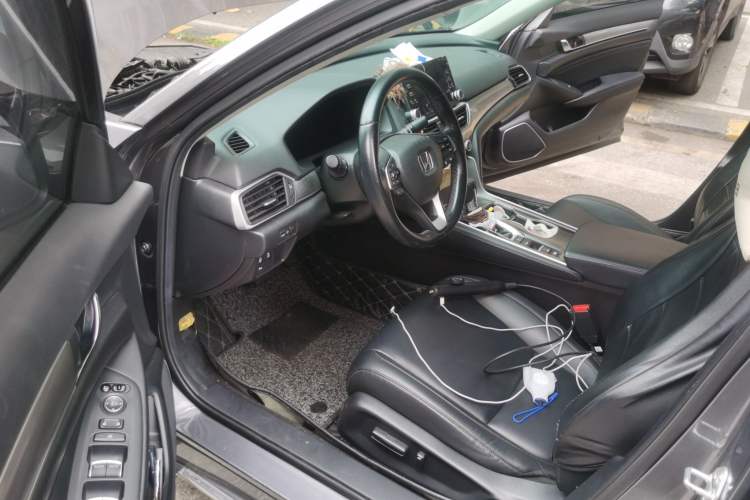Used Honda Accord 2018 260TURBO Luxury Edition China VI Driver Seat
