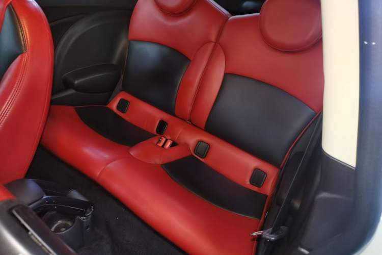 Used MINI MINI 2013 1.6L ONE Limited Edition Third Version