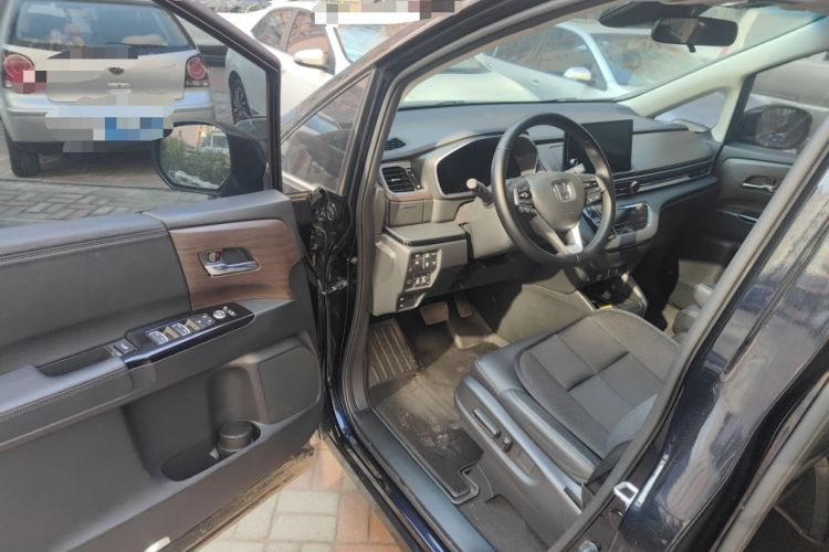 Used Honda Odyssey 2024 2.0L eHEV Sharp·Leading Edition
