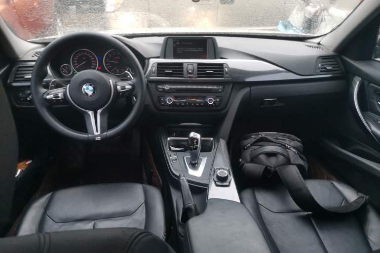 Used BMW 3 Series 2014 320i Sport Edition