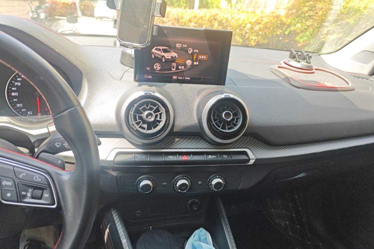 Used Audi Q2L 2022 35 TFSI Progressive Dynamic Edition Audio And AC Panel