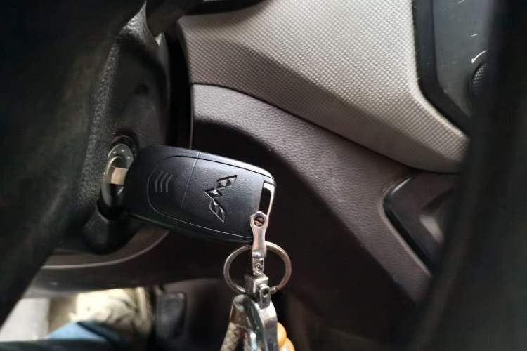 Used Wuling Hongguang 2019 1.5L S Standard Version China VI LAR
