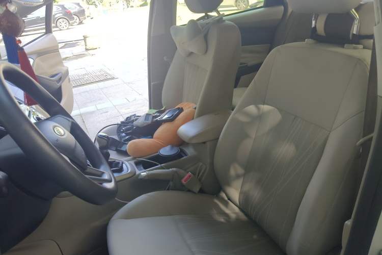 Used Ford Focus 2015 Sedan 1.6L Manual Comfort Model
