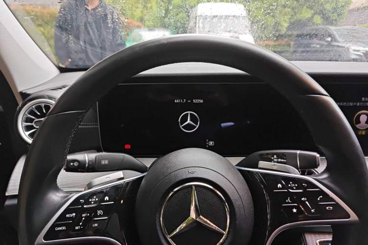 Used Mercedes-Benz E-Class 2023 Updated E 300 L Fashion Edition Instrument Cluster