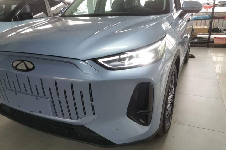 Used Chery Fengyun T9 2024 120 Long-Range Flagship Version 7 Seats Ternary Lithium
