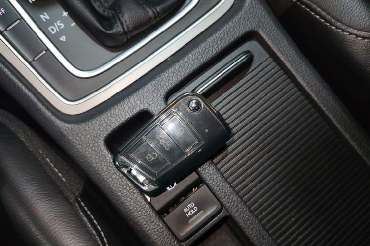 Used Volkswagen Golf 2018 230TSI Automatic Comfort Model Vehicle Key