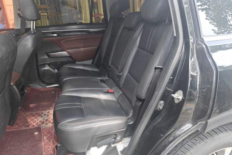 Used GAC Trumpchi GS8 2017 320T Four-Wheel Drive Luxury Smart Connectivity Version (7 Seats)