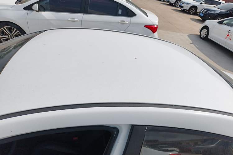 Used Haima M6 2017 1.6L Manual Comfort Model Roof