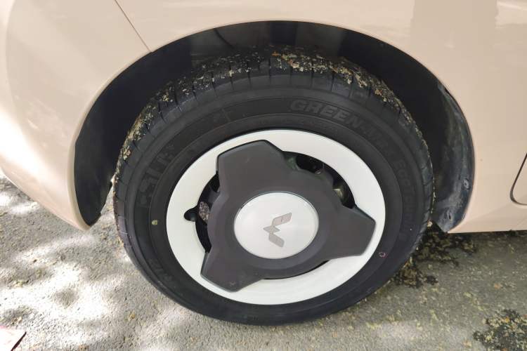 Used Wuling Hongguang MINIEV 2021 Macaron Premium Model – Lithium Iron Phosphate
