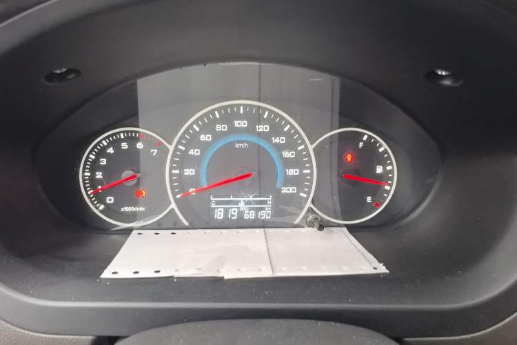 Used Wuling Rongguang V 2016 1.5L Standard Version