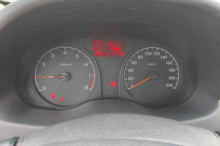 Used Hyundai Verna (older generation) 2014 1.4L Manual Smart GLS Trim