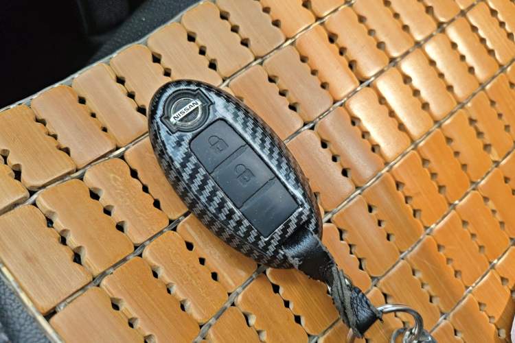 Used Nissan X-Trail 2019 2.0L CVT Smart Connect Comfort Edition 2WD Vehicle Key