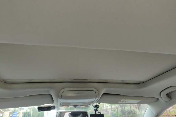 Used Volkswagen Sagitar 2014 Revised Version 1.6L Manual Comfort Edition