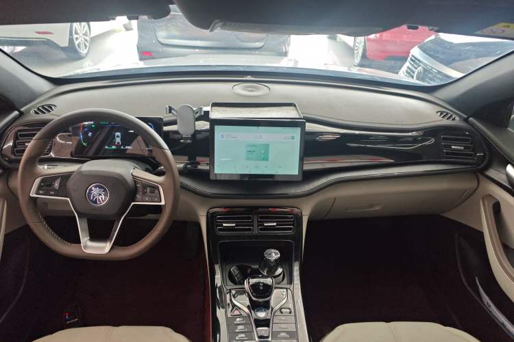 Used BYD Qin PLUS 2024 HONOR Edition DM-i 55KM Leading Model