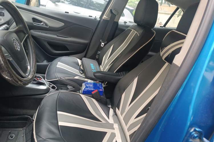 Used Buick Encore 2015 1.4T Automatic Two-Wheel Drive Urban Elite Version
