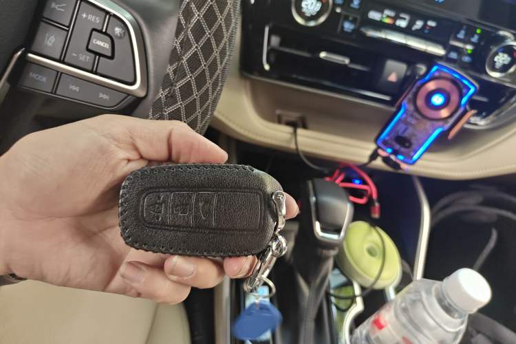 Used Toyota Highlander 2022 Dual-Engine 2.5L Four-Wheel Drive Prestige Version 7 Seats