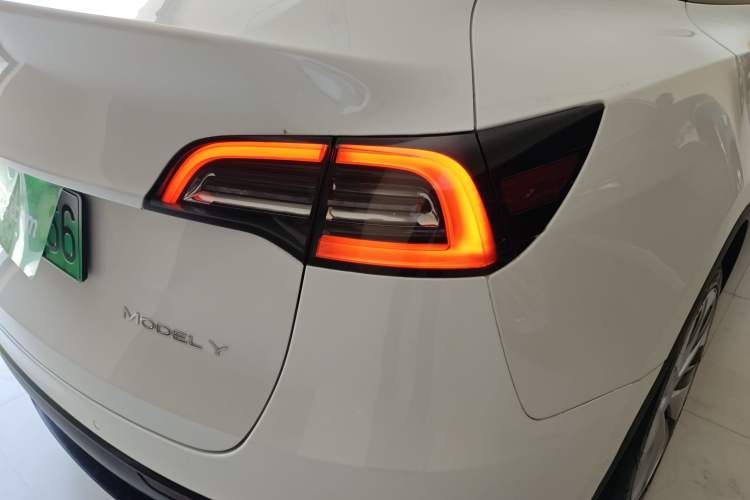 Used Tesla Model Y 2022 Rear-Wheel-Drive Version