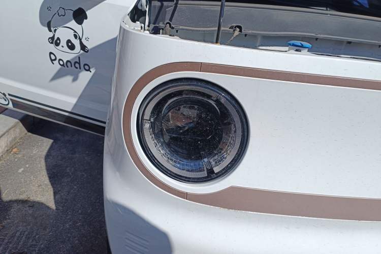 Used Geely Galaxy Panda 2023 Panda Mini 120km Asian Games Edition
