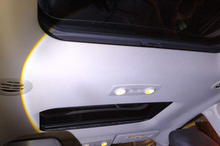 Used Buick Enclave 2010 3.6L Elite Edition
